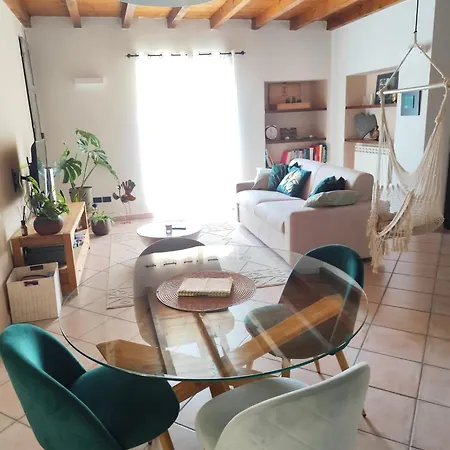 בית נופש Casa An'anasha לואינו
